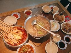 -肖四女乐山跷脚牛肉(南汇大学城生活广场店)