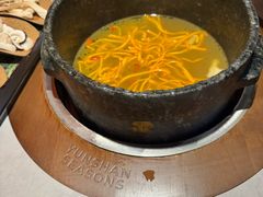 -芸山季·云南野生菌火锅(人民广场来福士店)