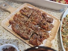 -小董哥烤串·爆汁大油边(故宫店)