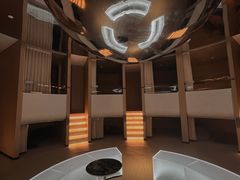 -涨巢·潮玩水疗局