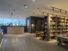 -魔方城市书房(中街益田店)