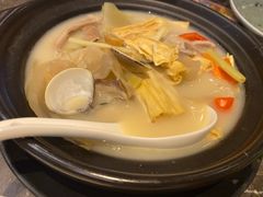 -港丽餐厅(高德置地店)