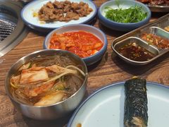 -明洞阿姨·韩式酱蟹烤肉·创意料理(三元桥店)