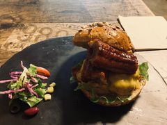 -HIGH FIVE哈福手工汉堡(桂林路店)