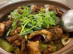 -胡须佬鸡煲四季火锅店(石厦西村直营店)