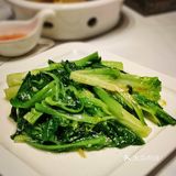 经典的薄如蝉翼的脆皮烤鸡，让人一口入魂