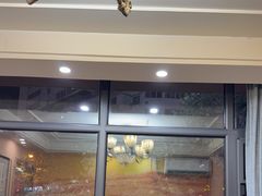 -花儿穆萨·烤肉餐厅(石马坪店)