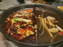 -鹿鸣山草本茶香火锅(园西路店)