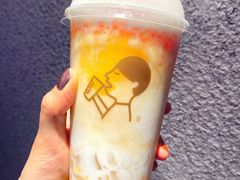 -喜茶(北京华贸购物中心店)
