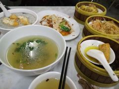 -三身人金新肠粉(丹霞店)