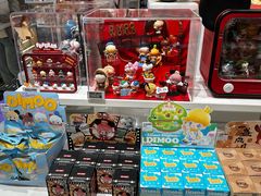 -泡泡玛特POPMART(万达店)