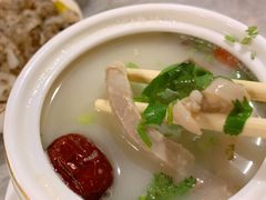 草原全羊汤-羊倌毡房·西北大排档(虹桥店)