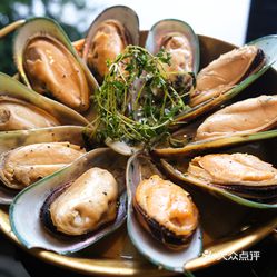 白葡萄酒香草新西兰青口