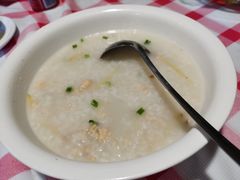 三文鱼粥-醉美东江·三文鱼·烧鸡公