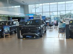 -交运起申一汽大众4S店(内江路店)