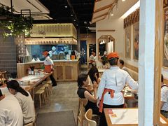 -馋三尺蟹粉小笼(人民广场店)