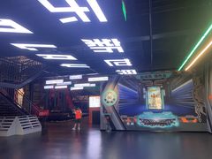 -极限PLAY运动娱乐新世界·团建派对表演休闲馆·室内高空游乐园