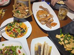 -宣威山野人家·云南菜·菌火锅(金碧店)