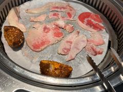 -佰烧海鲜烤肉火锅自助(世茂国际广场店)