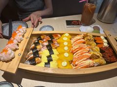 -万岁料理回转寿司(华贸店)