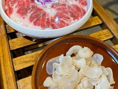 -快活林酸汤鱼鲜品火锅店(甲秀楼店)