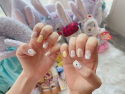 -猪猪女孩日式美睫美甲
