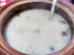 皮蛋瘦肉粥-辣小鲜·南昌大排档(船山路店)