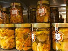 -文艺复兴百货(米兰大教堂广场店)