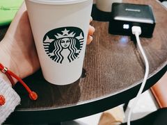 -星巴克臻选(南京金茂览秀城店)