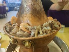 -鑫渔港海鲜本地菜·山海关浑锅(东戴河店)