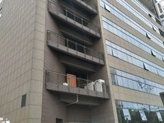 -LikingFit24小时健身•普拉提(张江店)