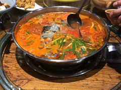 -亮欢寨酸汤鱼(沙冲路店)