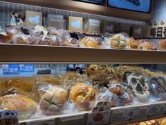-小飞象面包公社(珠江路金鹰店)