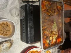 -老街烧烤大排档·地道湖北菜·龙虾馆(汉口火车站店)