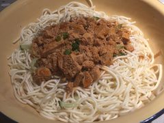 -鹤江桥·红油牛肉粉(SKP店)