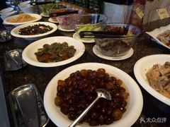 -亚马逊海鲜自助餐厅(惠山万达店)