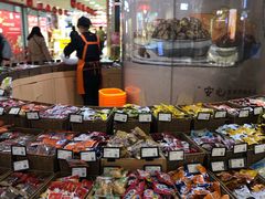 零售区-来伊份(龙之梦长宁店)