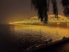 -人民防洪胜利纪念塔