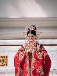 -洋洋婚纱品牌集合店
