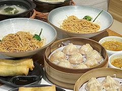 -馋三尺蟹粉小笼(人民广场店)