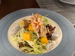-卡普里披萨·牛扒·下午茶