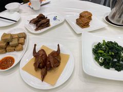 -金时代顺风大酒店(临港百联店)
