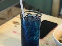 -蝶豆花蓝面条