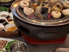 -围炉肉舍•炭烤活鳗•丹东海鲜烤肉(步行街店)