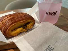 -VERIE BAKEHOUSE