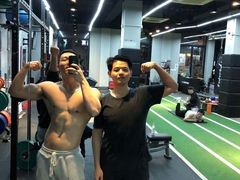 -Freedom Fitness私教健身俱乐部(徐虹北路店)