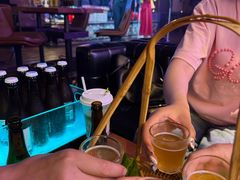-喜鹊音乐酒馆(西街店)