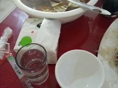 -溢心园香河肉饼总店