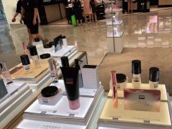 -奥伦纳素Erno Laszlo