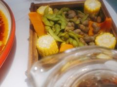 -巴特餐饮6加1音乐餐吧·新疆菜